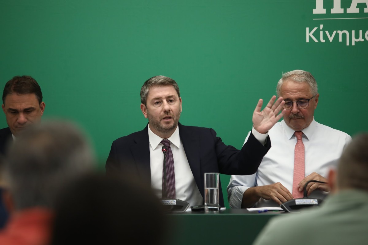 ELEKTRİĞE 2027 SONUNA KADAR % 20, UZUN VADEDE % 30 İNDİRİM | NİKOS ANDROULAKİS PASOK'UN ENERJİ VAADLERİNİ AÇIKLADI